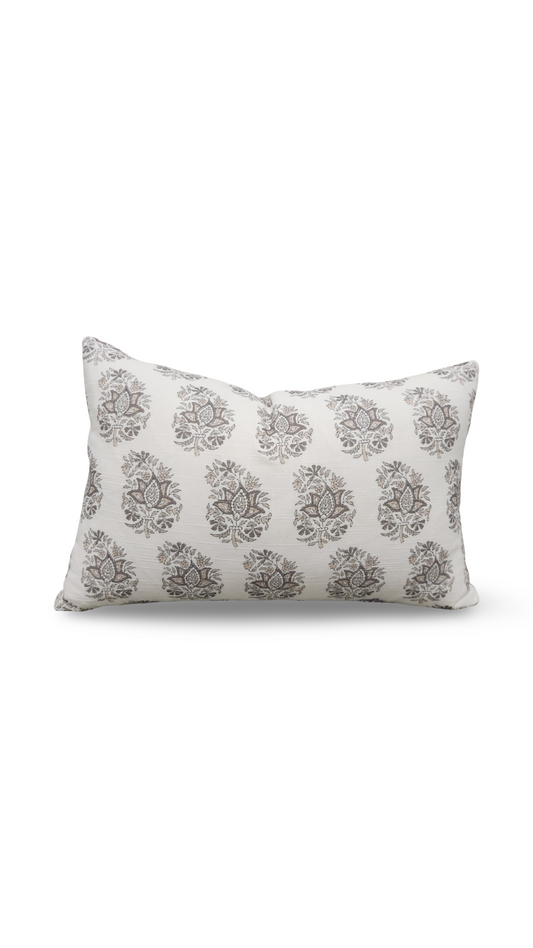 Lumbar Pillow Arjan Lynx 12x18" Knife Edge Cover