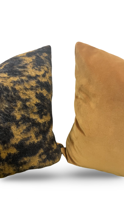 Designer Fabric Pampa Fauve 20X20" Knife Edge Decorative Throw Pillow