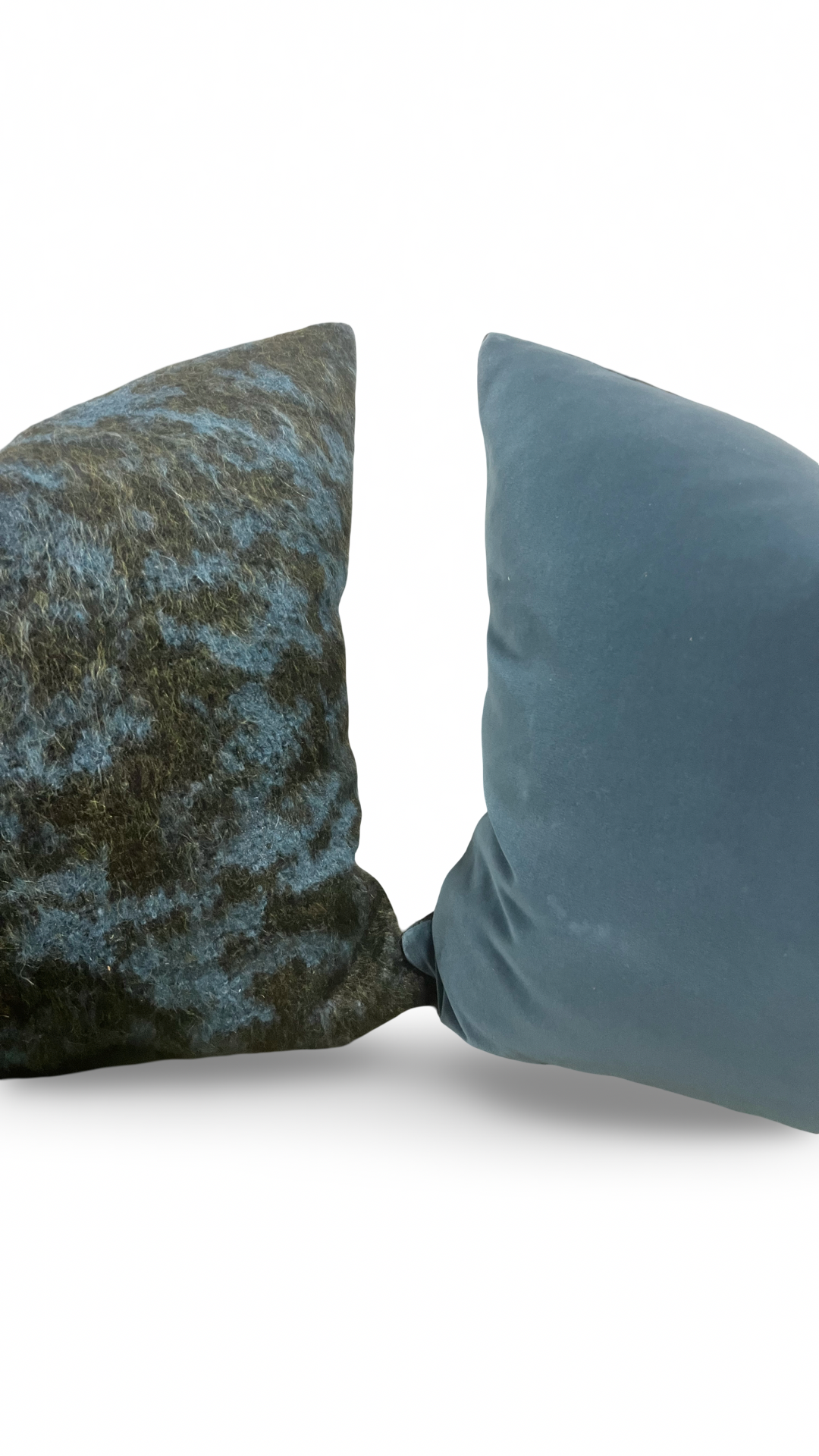 Designer Fabric Pampa Mousse 20X20" Knife Edge Decorative Throw Pillow