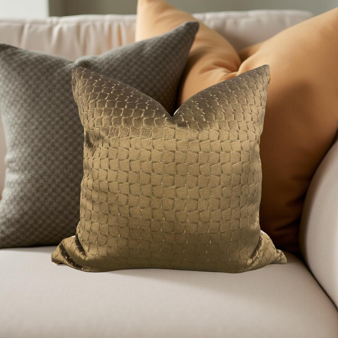 Decorative Pillow Gold Velvet Remark Resin 20x20" Knife Edge Cover