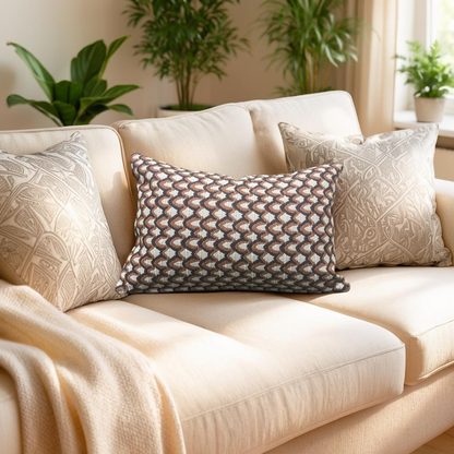 Lumbar Pillow Nobilis Shell 12x18" Knife Edge Cover