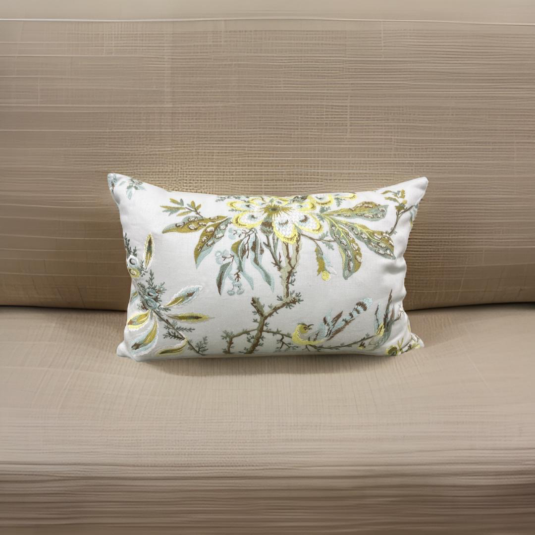 Parvati Menthe 12x18" Knife Edge Decorative Lumbar Pillow
