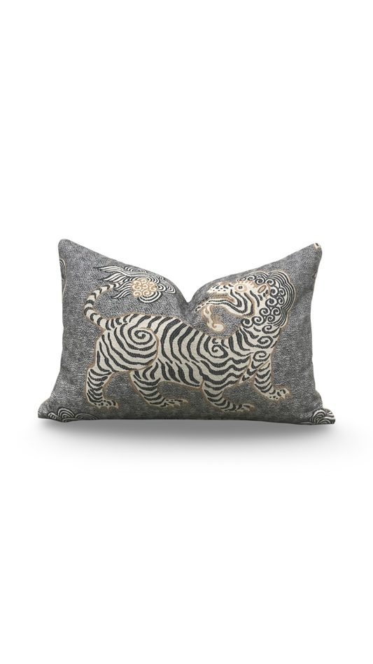 Lumbar Pillow Katsumi Onyx 12x18" Knife Edge Cover