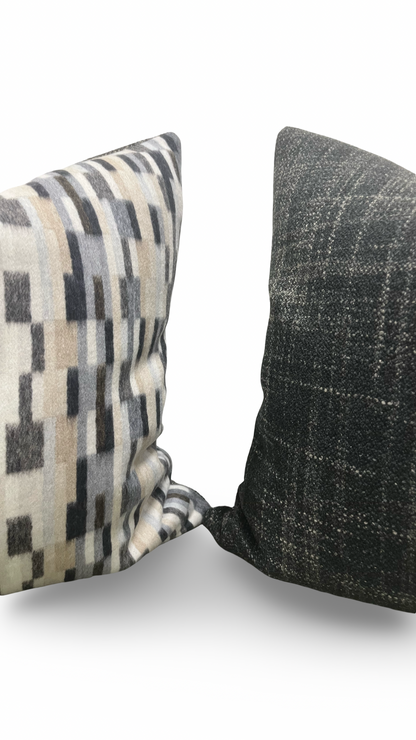 Decorative Pillow Anni Raw Fleece 20x20" Knife Edge Cover