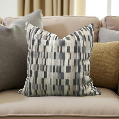 Decorative Pillow Anni Raw Fleece 20x20" Knife Edge Cover