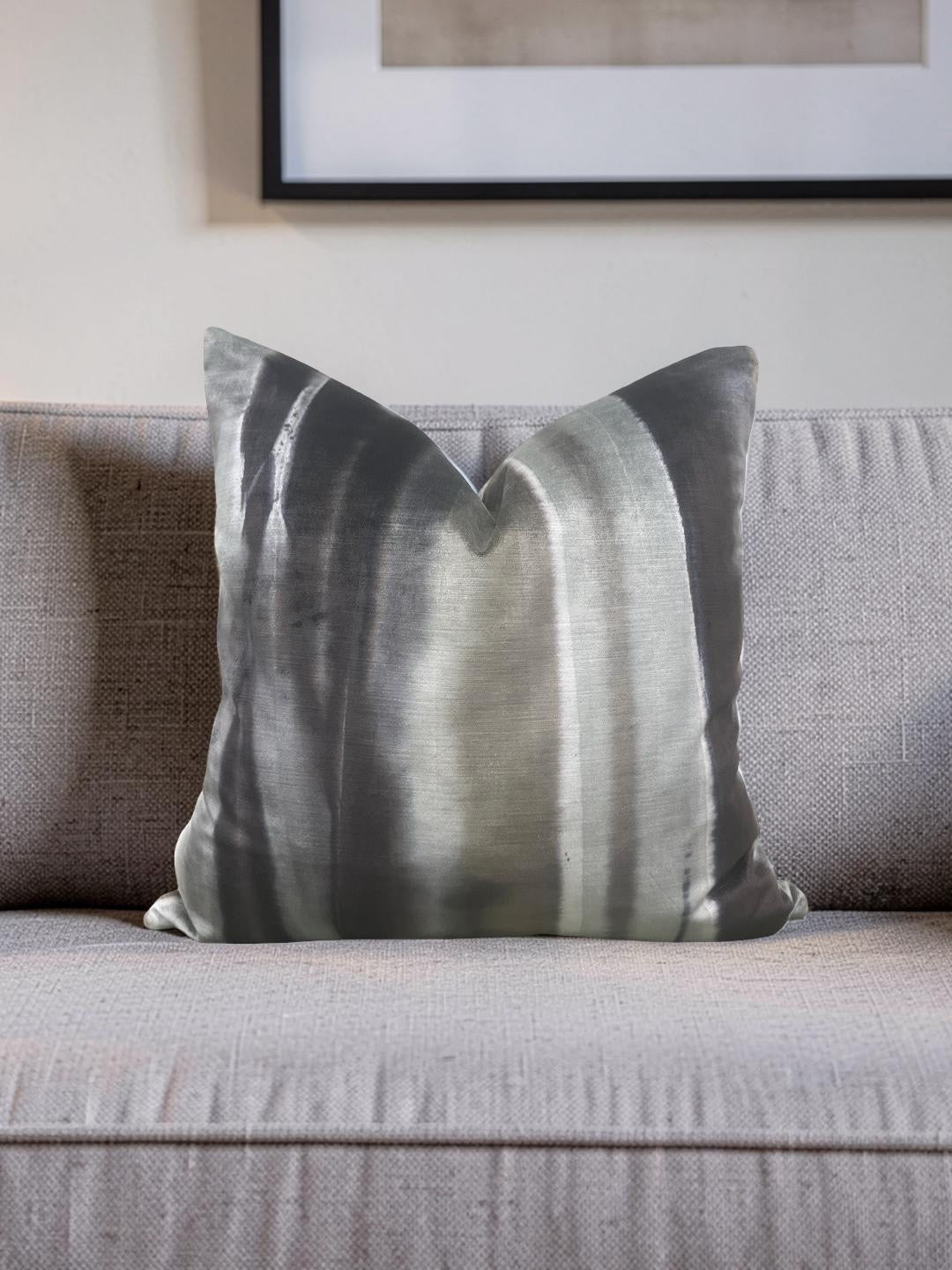 Velvet Romo Decorative Pillow Viridis Pumice 20x20" Knife Edge Cover