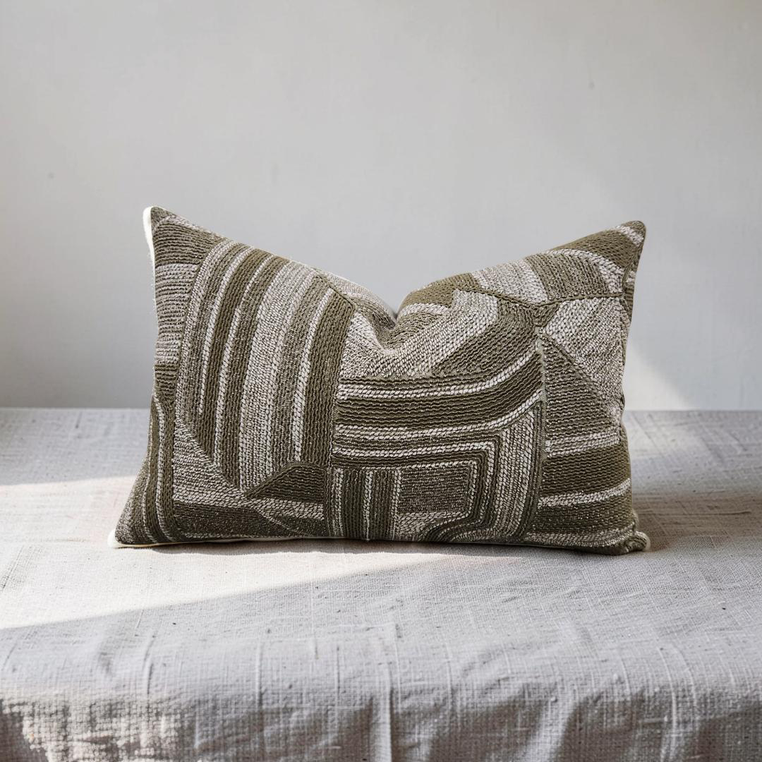 Lumbar Pillow Modulo Wakame 12x18" Knife Edge Cover