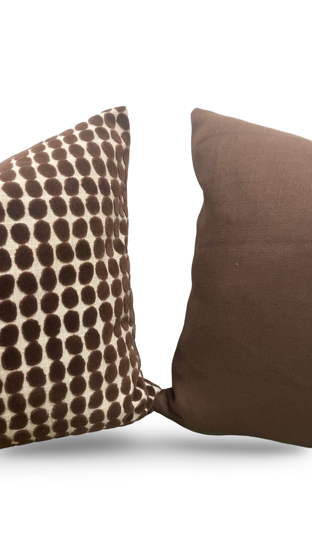 Decorative Pillow Loopy Spot Chocolate 20x20" Knife Edge Cover