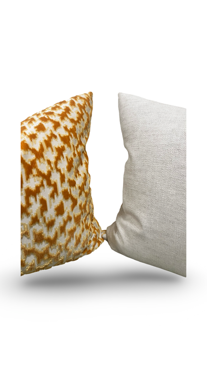 Boukhara Miel 20x20" Knife Edge Decorative Pillow