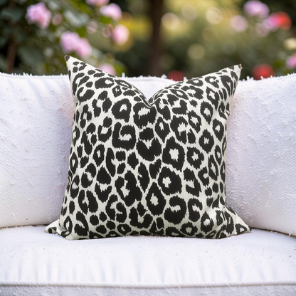 Outdoor Decorative Pillow Iconic Leopard Knife Edge Cover