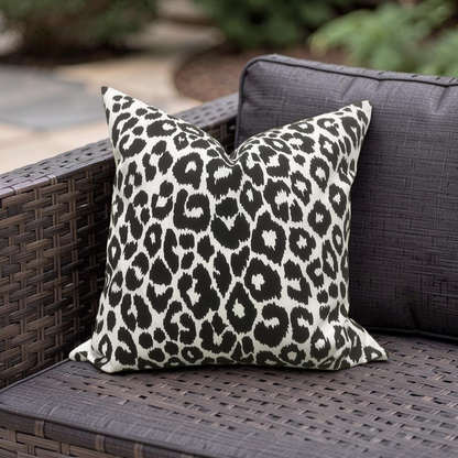 Outdoor Decorative Pillow Iconic Leopard Knife Edge Cover