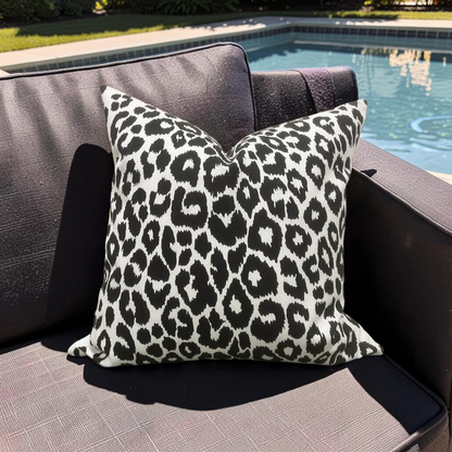 Outdoor Decorative Pillow Iconic Leopard Knife Edge Cover