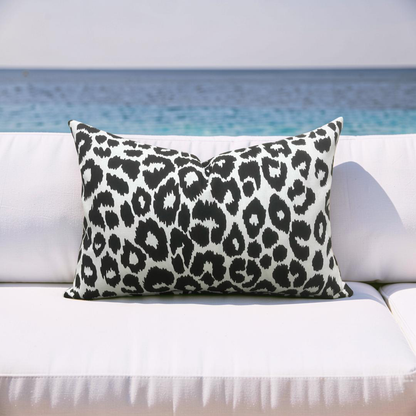 Outdoor Lumbar Pillow Iconic Leopard Knife Edge Cover