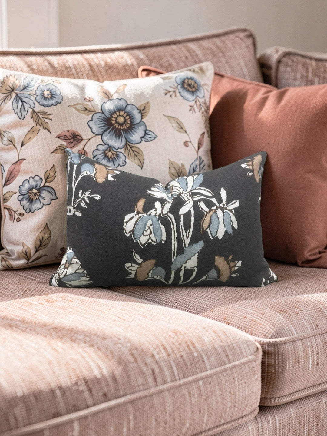 Thibaut Fabric Lumbar Pillow Lily Flower 12x18" Knife Edge Cover
