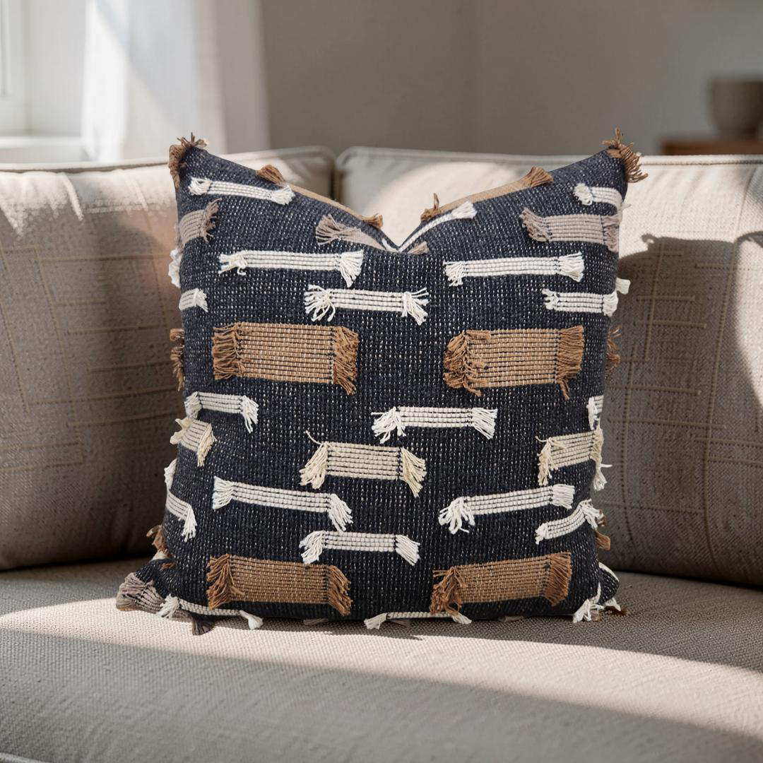 Decorative Pillow Tassel Fun 18x18" Knife Edge Cover