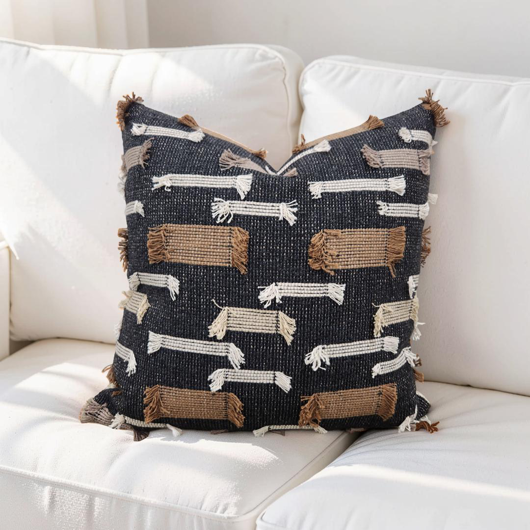 Decorative Pillow Tassel Fun 18x18" Knife Edge Cover