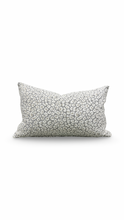 Eli Oyster 12X18" Knife Edge Decorative Lumbar Pillow