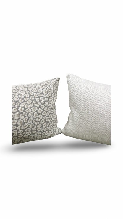 Eli Oyster 12X18" Knife Edge Decorative Lumbar Pillow