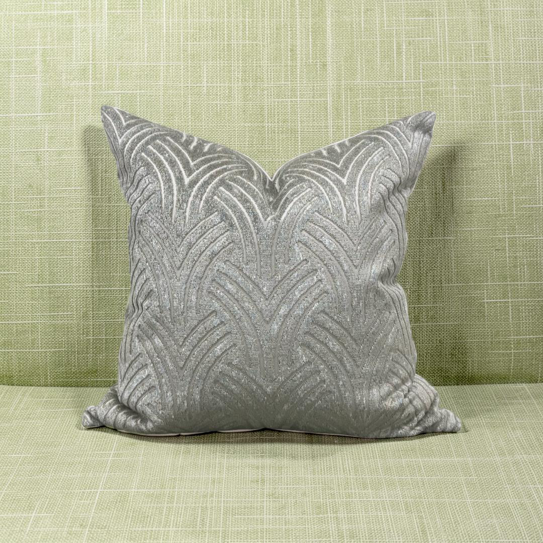 Decorative Pillow Virtuoso Aquamarine 22x22" Knife Edge Cover