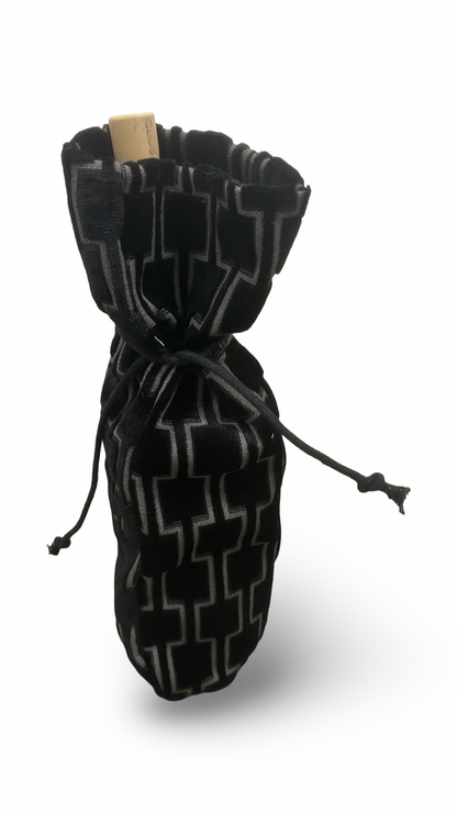 Black Raised Geometric Velvet Wine Bottle Bag