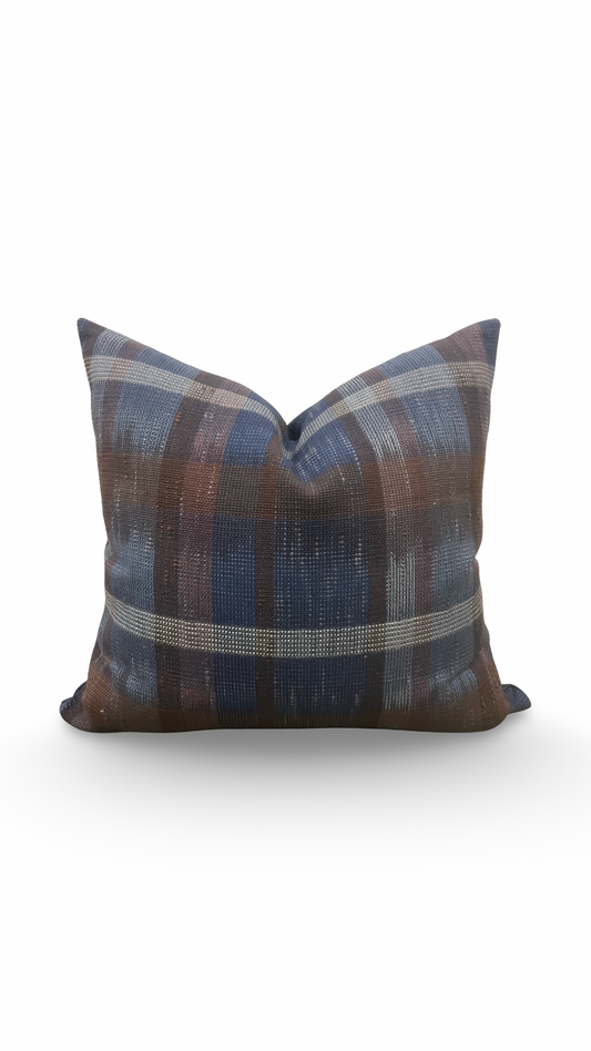 Designer Fabric Alastair 18x18" Knife Edge Decorative Throw Pillow