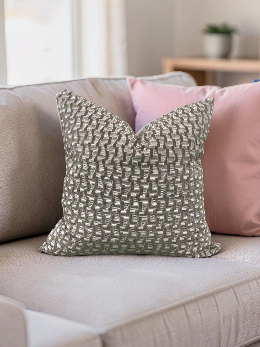 Zimmer & Rohde Decorative Pillow Leto Velvet 22x22" Knife Edge Cover