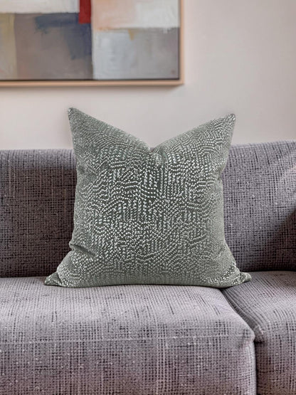 Zimmer & Rohde Decorative Pillow Nico 22x22" Knife Edge Cover