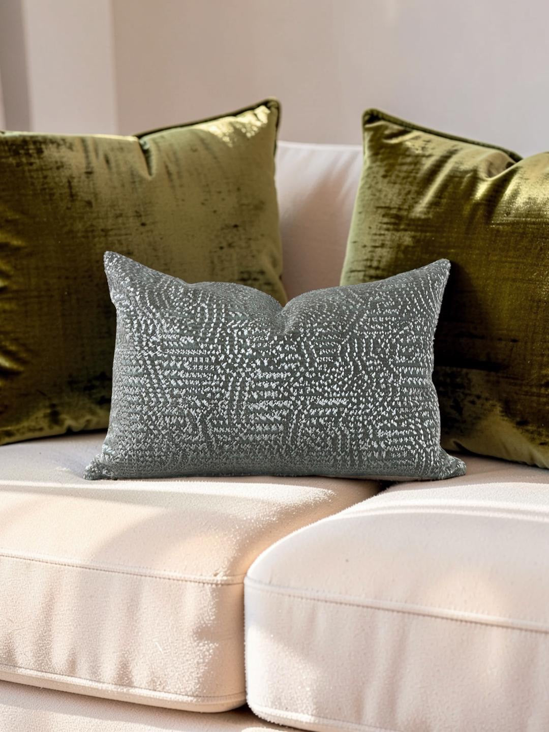 Zimmer & Rohde Lumbar Pillow Nico 12x18" Knife Edge Cover