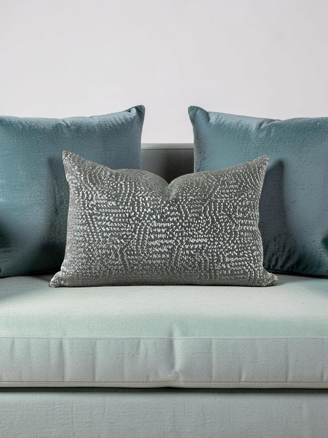 Zimmer & Rohde Lumbar Pillow Nico 12x18" Knife Edge Cover